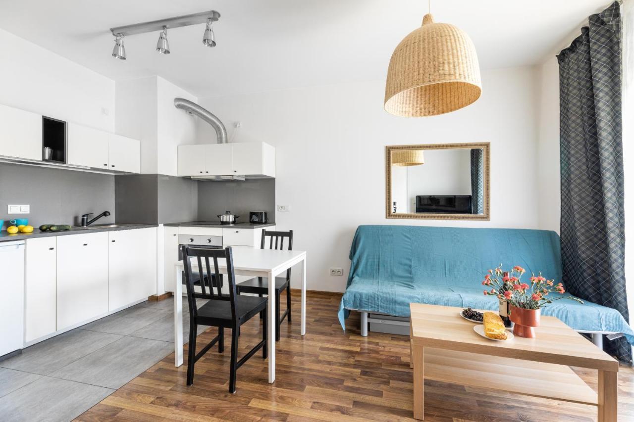 Wagonowa P&O Apartments Varsovie Extérieur photo